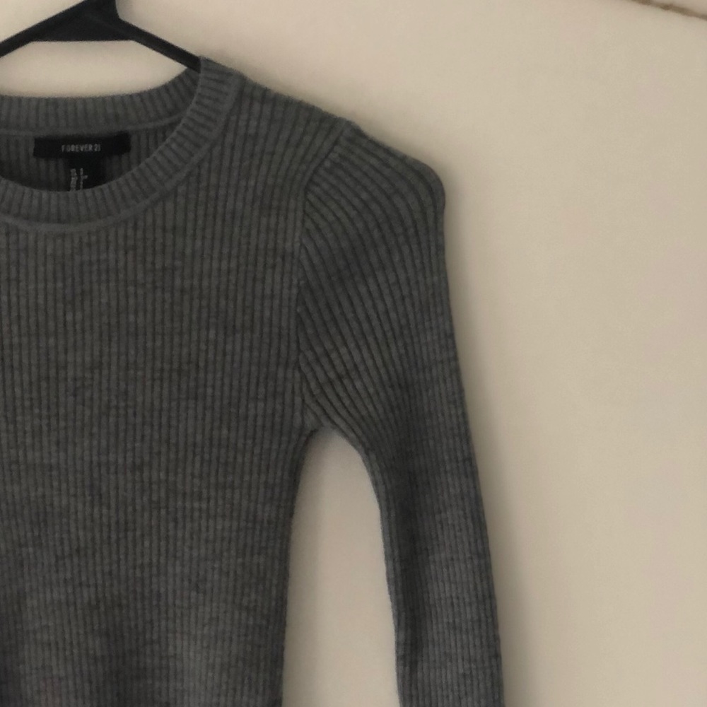 FOREVER 21 Ribbed Grey Sweater with Ruffle Detail - Picture 2 of 5